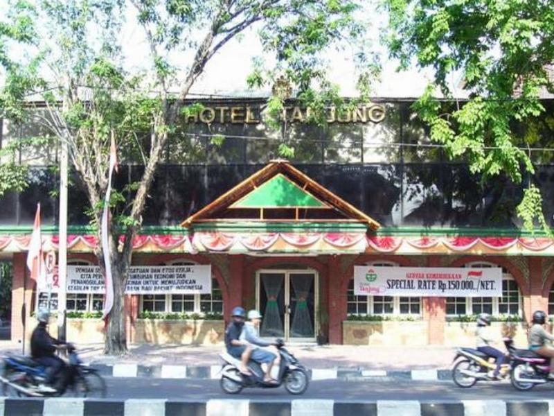 Hotel Tanjung Surabaya Exterior photo
