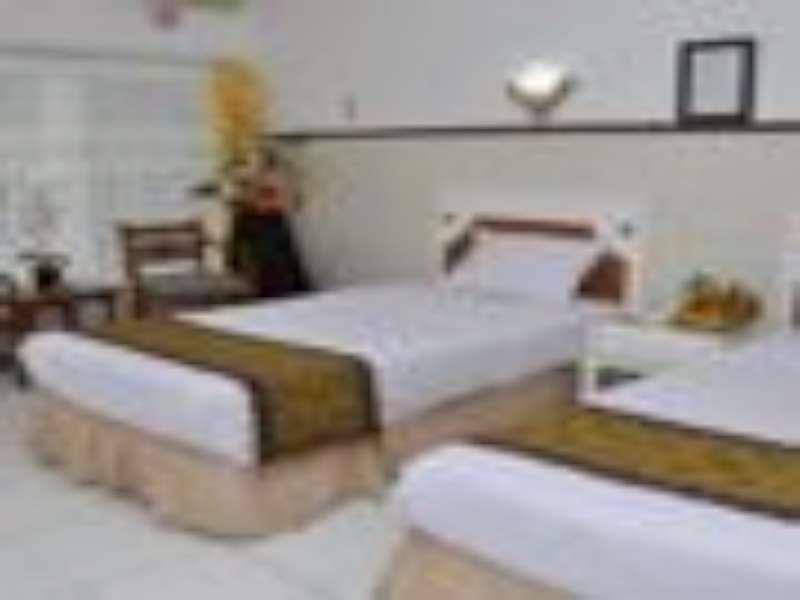 Hotel Tanjung Surabaya Exterior photo
